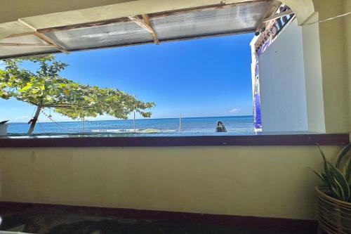 reddoorz hostel monaliza surf resort