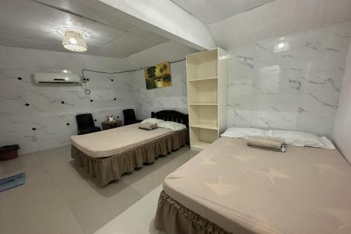 reddoorz hostel monaliza surf resort