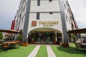 the point boutique hotel