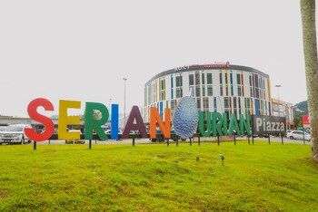 roxy hotel serian