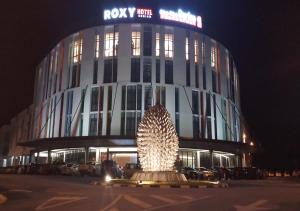 roxy hotel serian