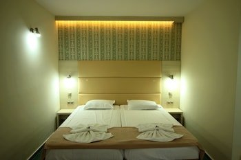 Aphrodite Apartments,Perla Street 19 8230 Nessebar,4 star