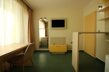 Aphrodite Apartments,Perla Street 19 8230 Nessebar,4 star