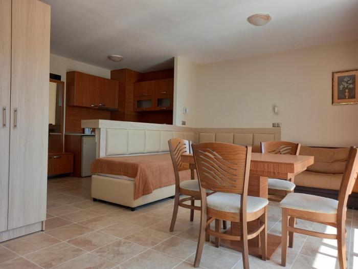 aphrodite apartments