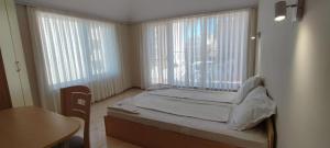 aphrodite apartments
