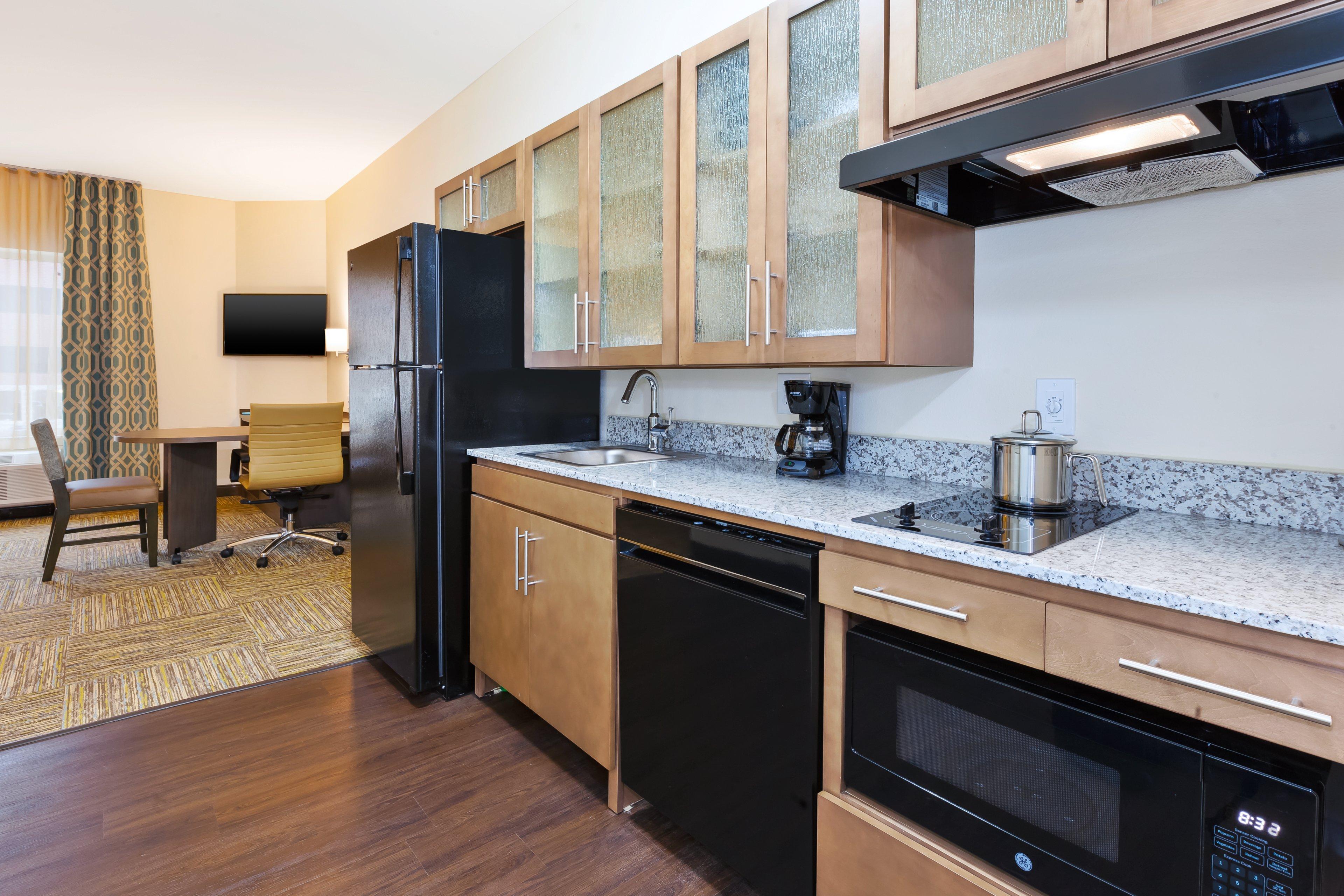 candlewood suites louisville ne downtown area an ihg hotel