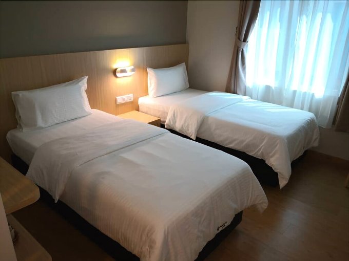 walk in hotel