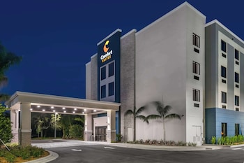 comfort suites stuart hutchinson island