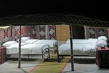 desert wonders camp