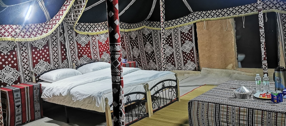 desert wonders camp