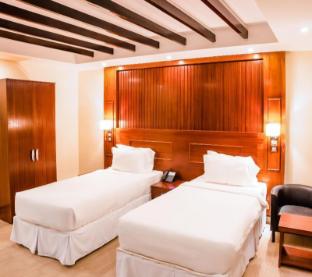 sainte famille hotel