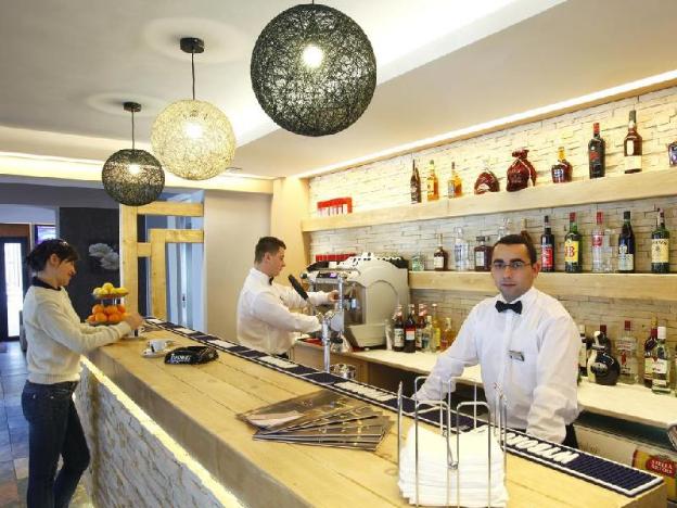 ioana hotels