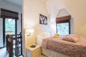 ioana hotels