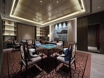 hualuxe nanjing yangtze river an ihg hotel