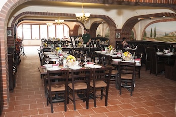 west plaza hotel