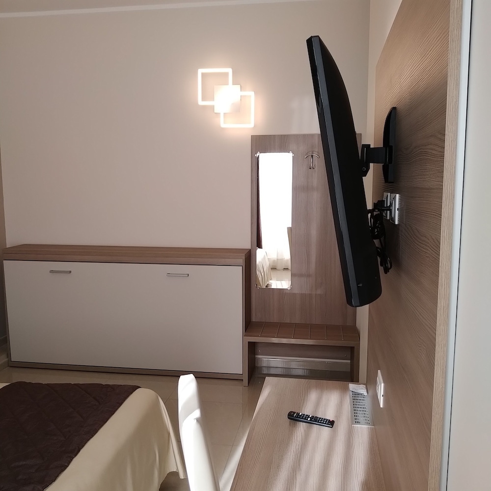 Hotel Bel Soggiorno,Liguria>>Genoa,3 star