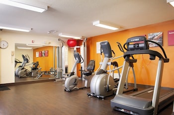 Holiday Inn Express & Suites Hayward By Ihg,Hayward>>Cable,3 star
