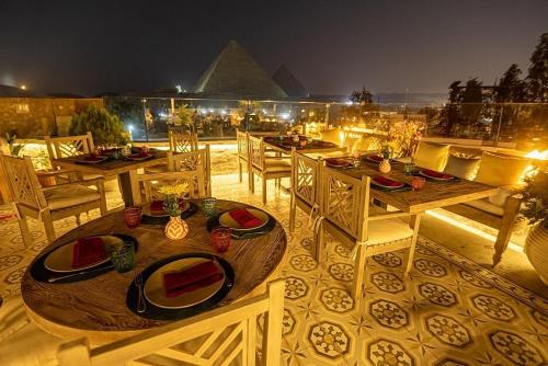 elite pyramids boutique hotel