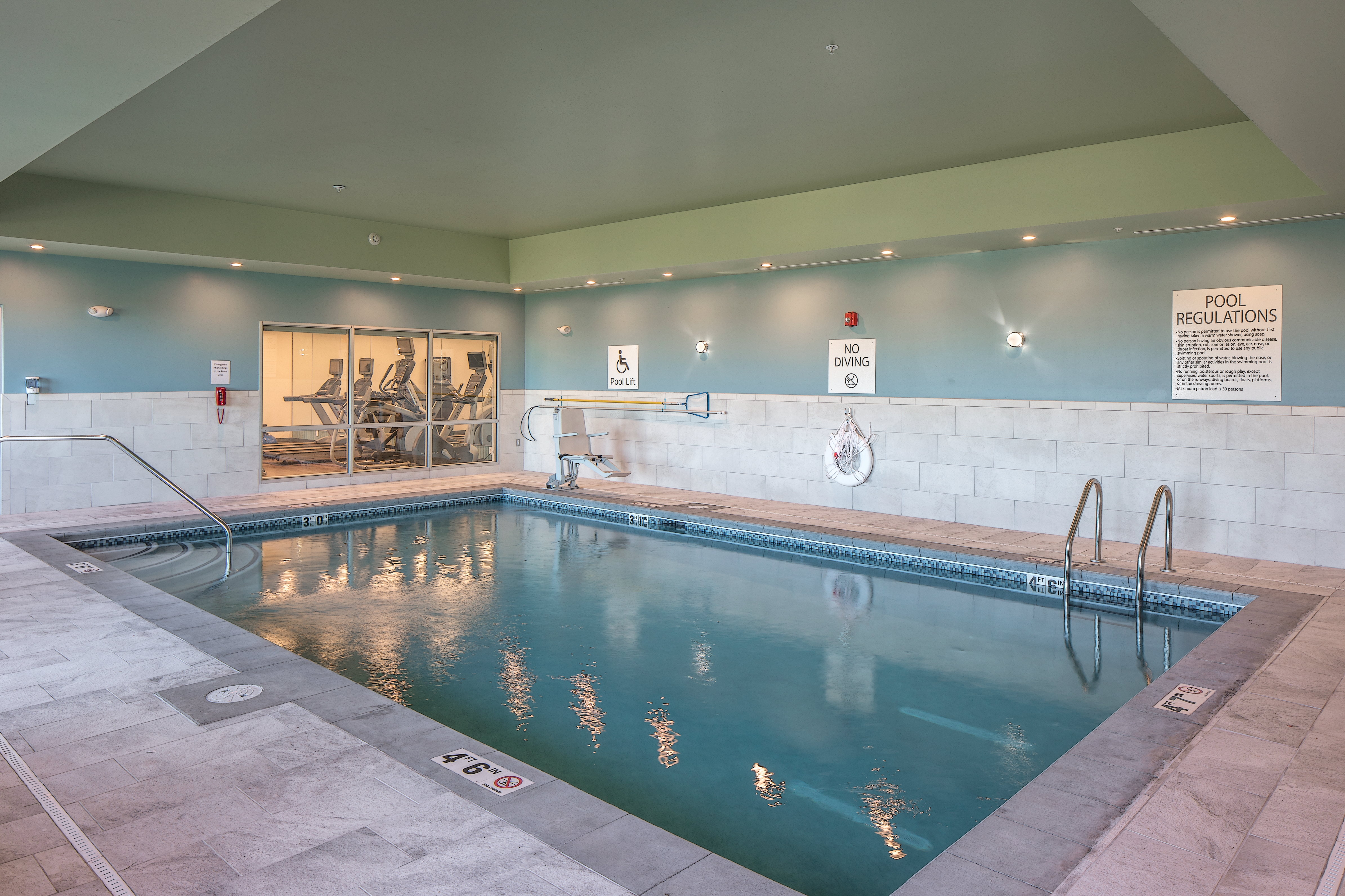 holiday inn expr and suites west omaha elkhorn