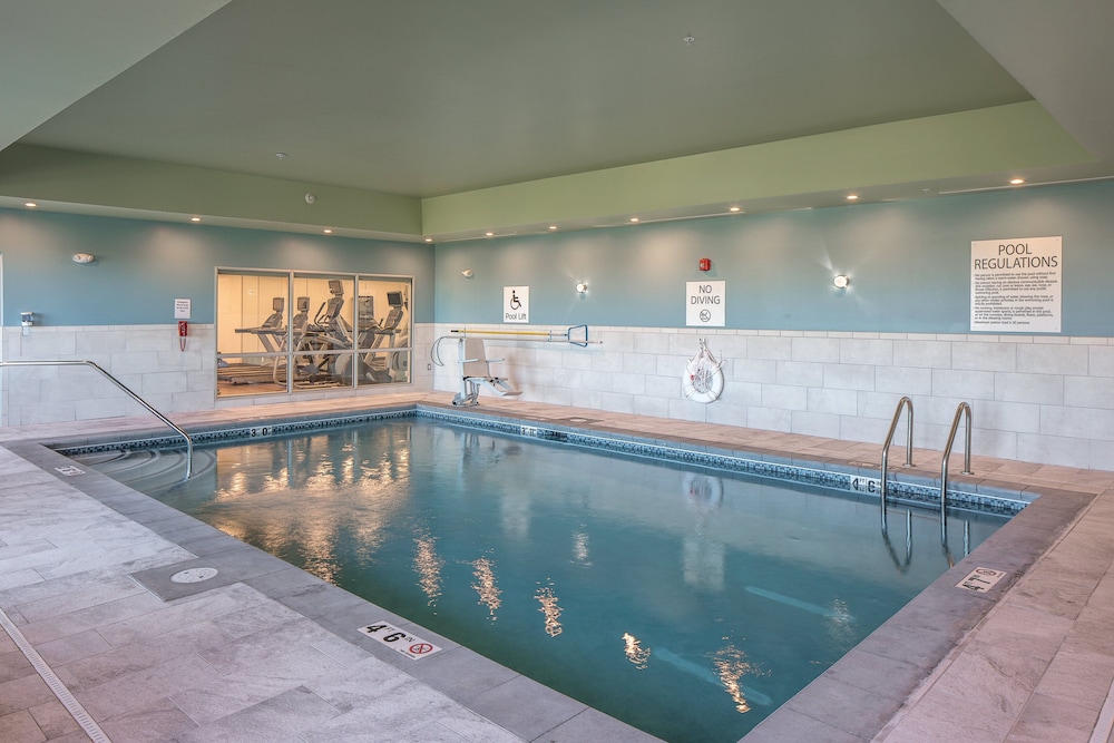 holiday inn expr and suites west omaha elkhorn