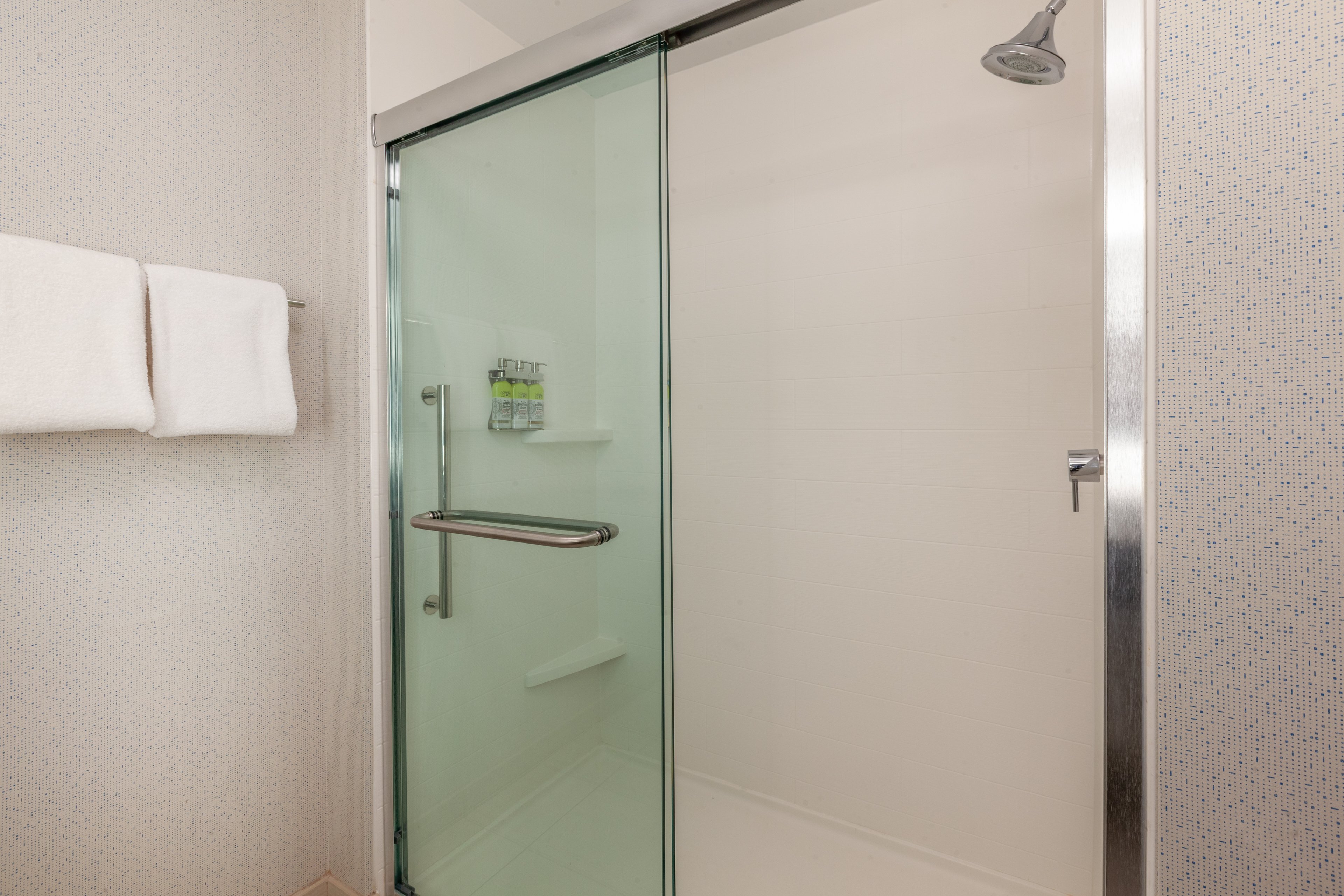 holiday inn express and suites brunswick