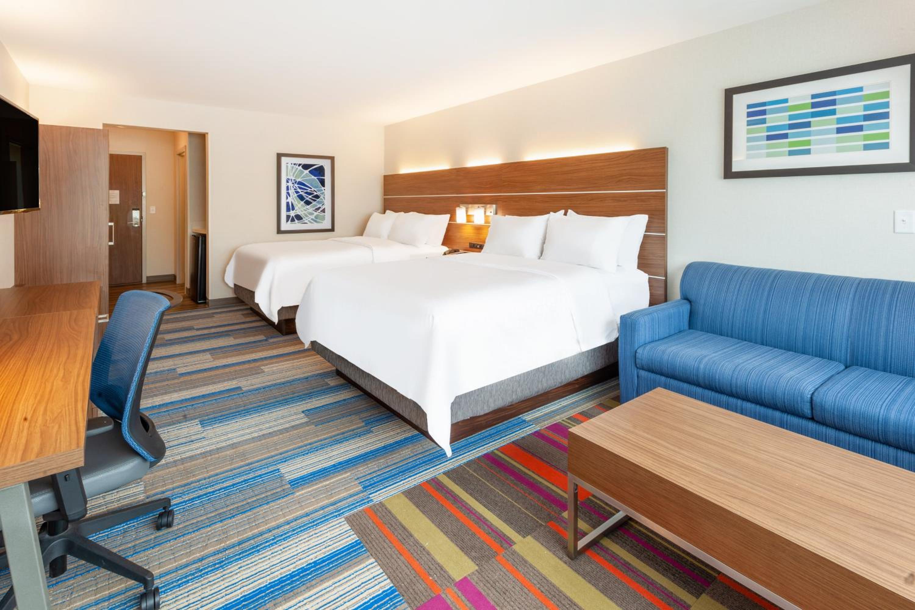 holiday inn express and suites brunswick