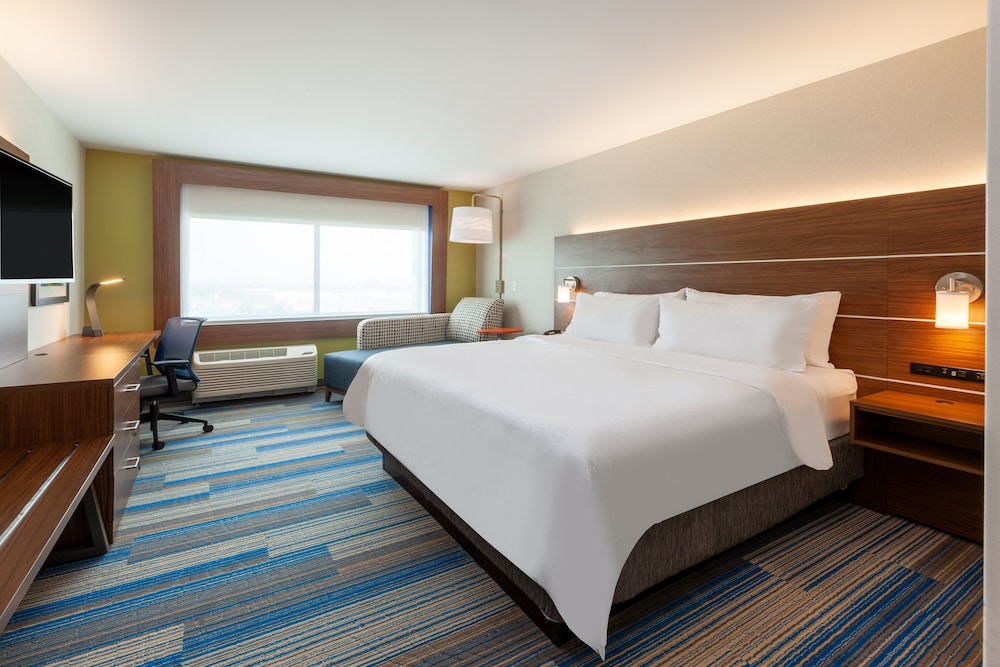 holiday inn express and suites brunswick
