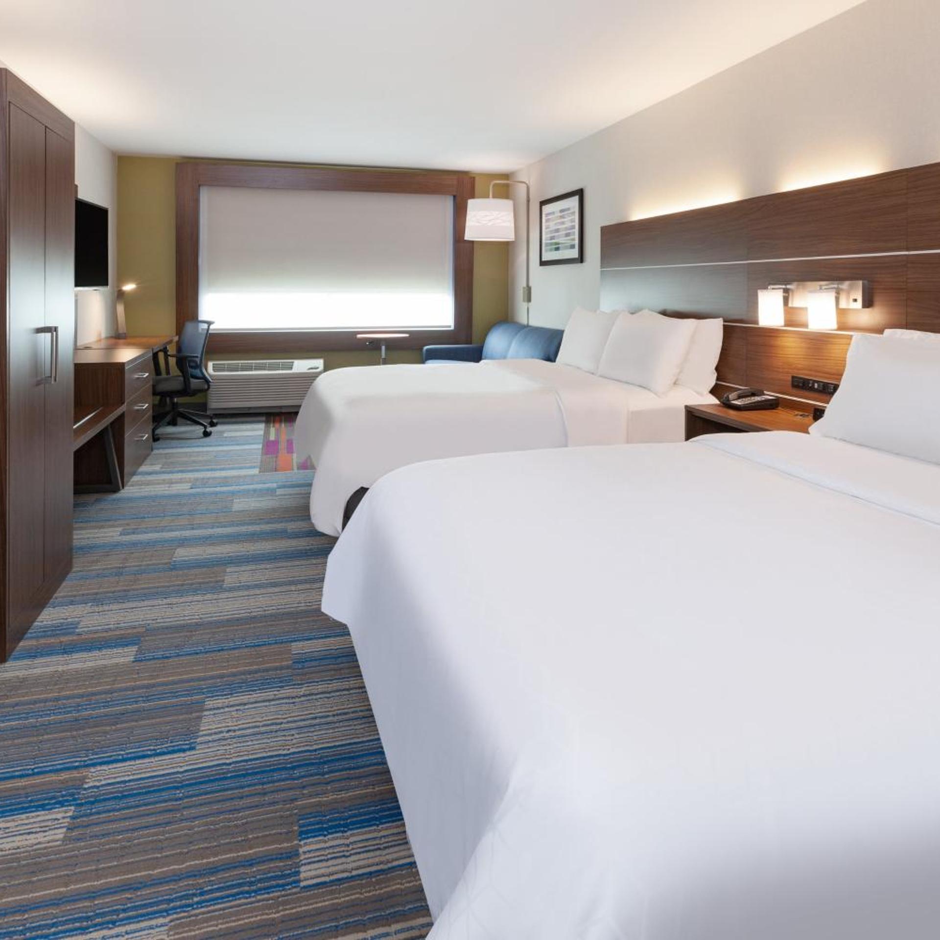 holiday inn express and suites brunswick