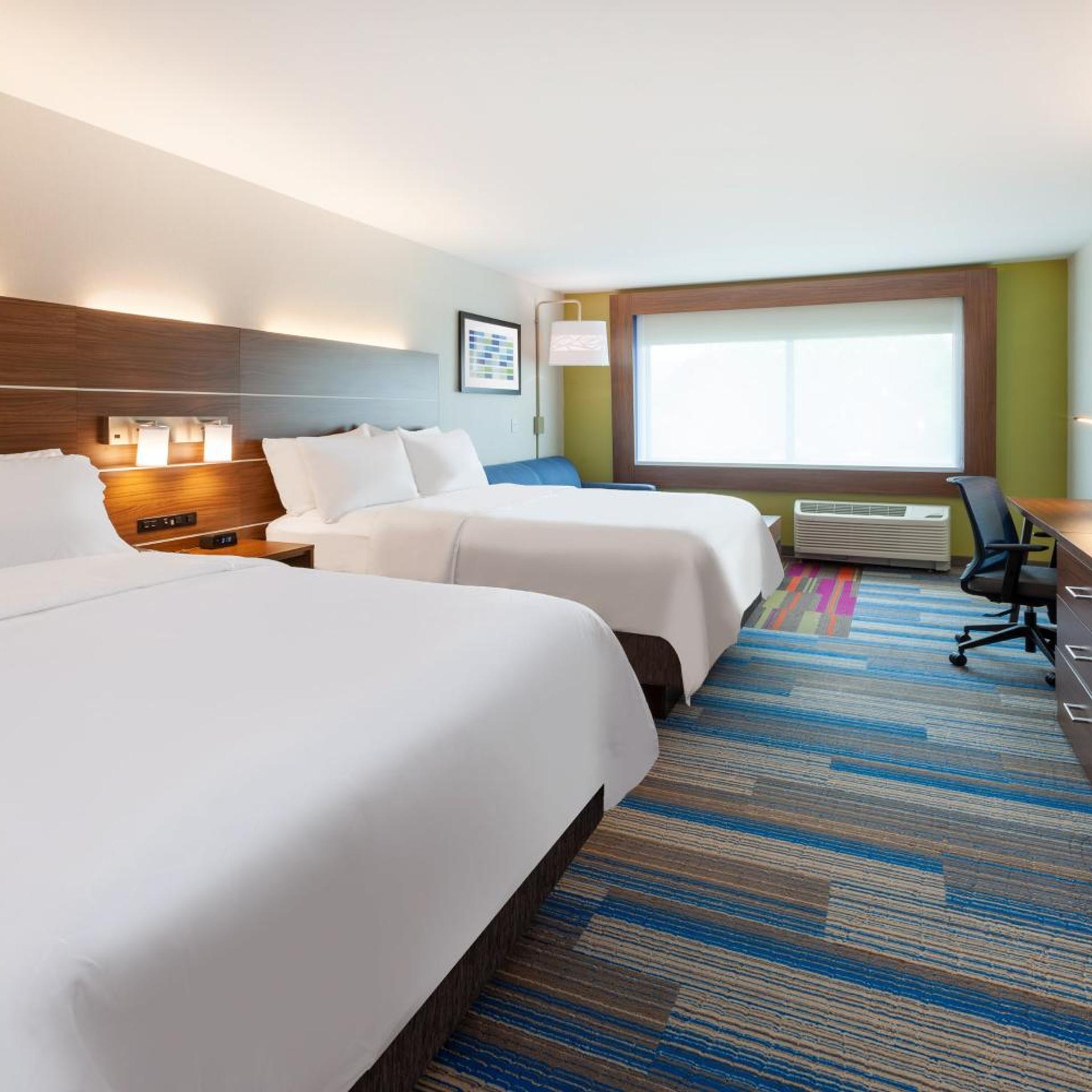 holiday inn express and suites brunswick
