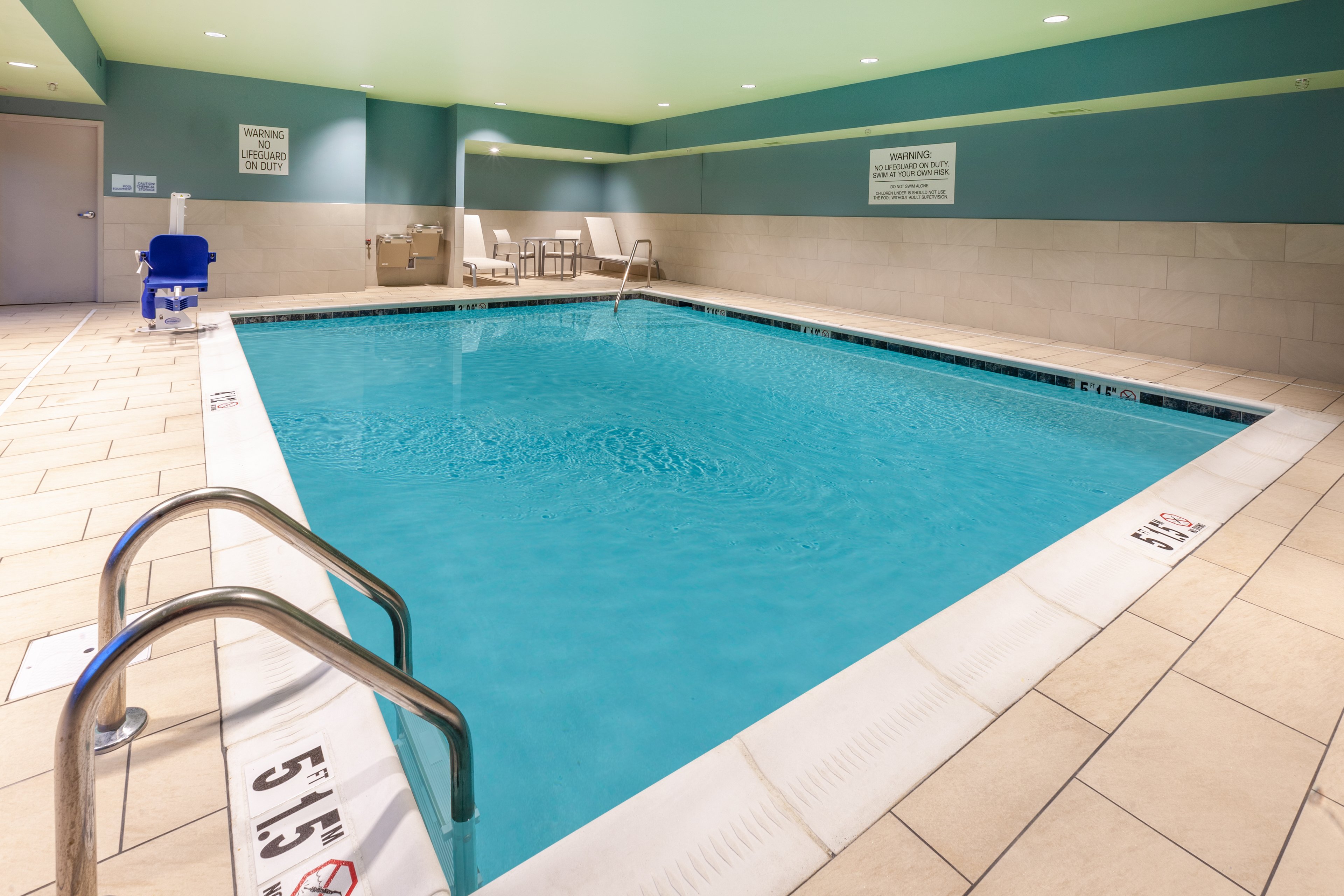 holiday inn express and suites brunswick