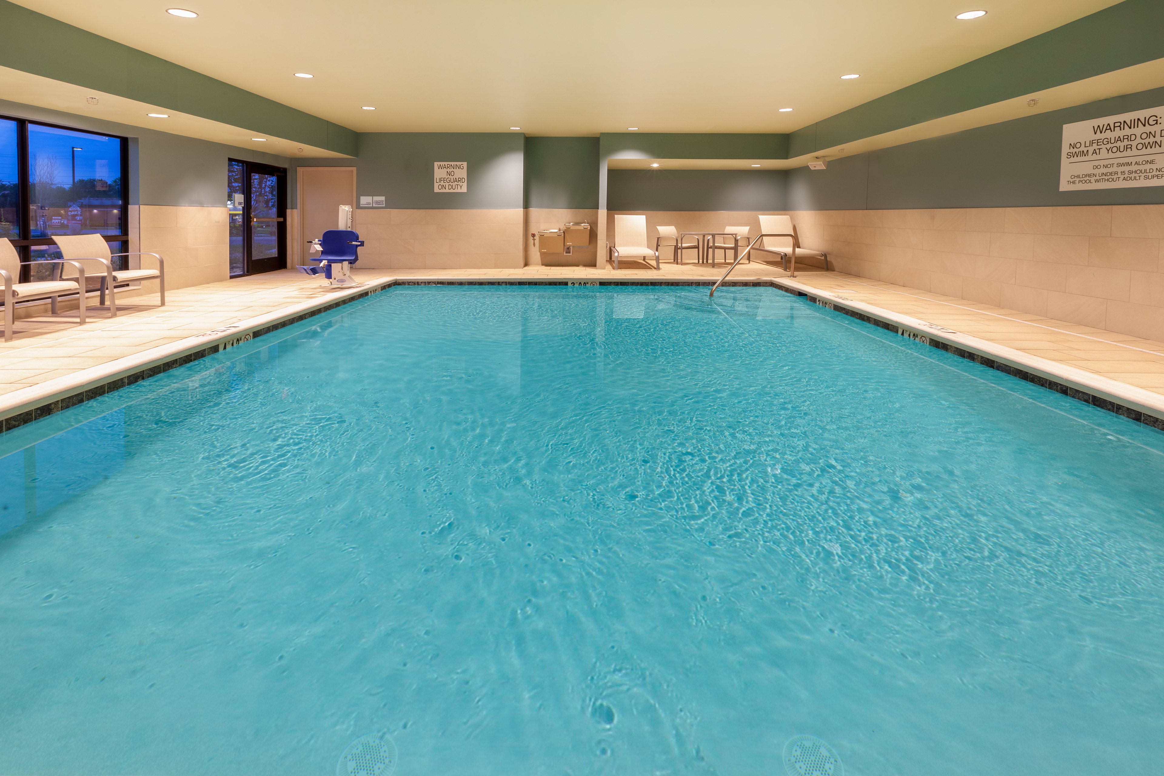 holiday inn express and suites brunswick