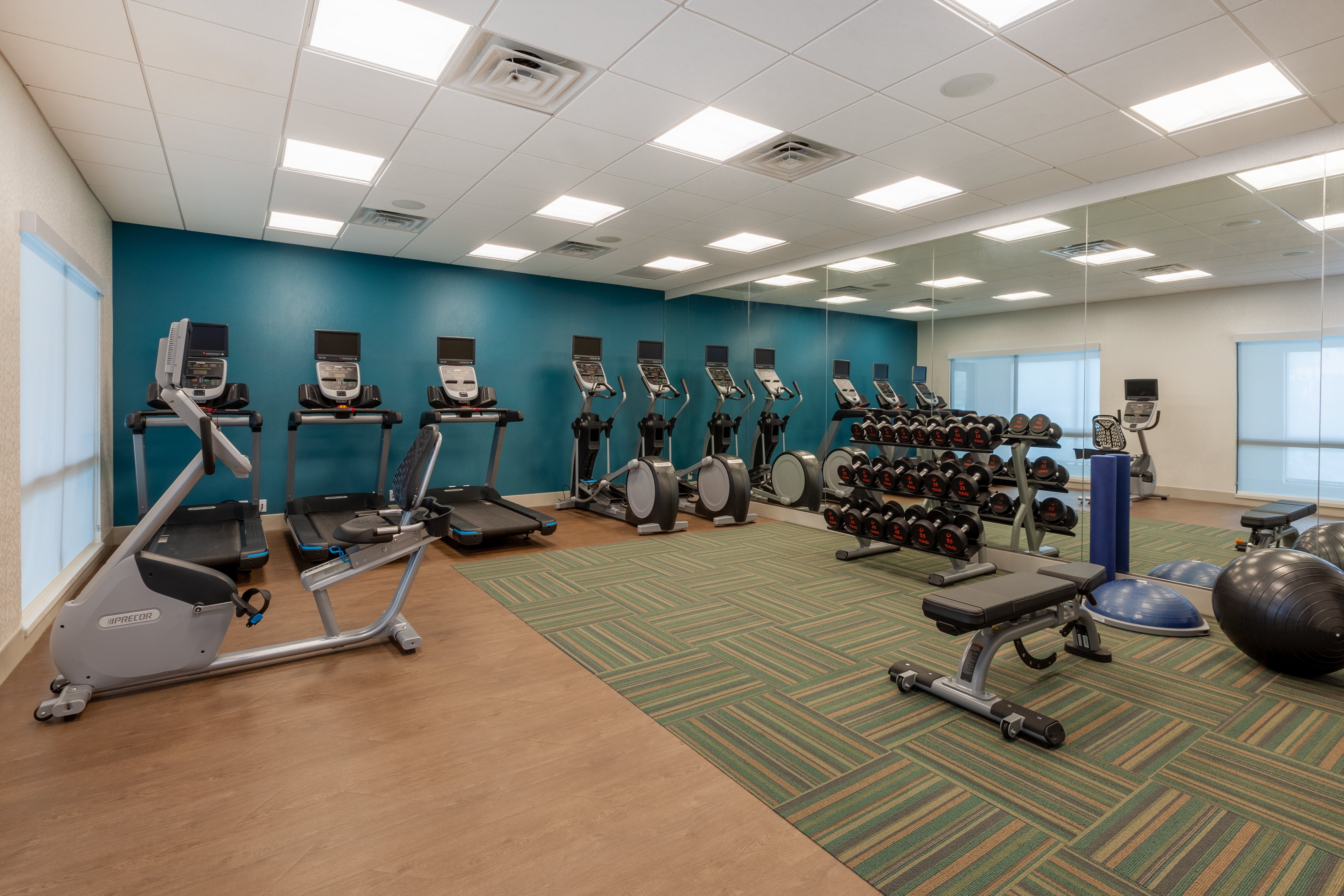 holiday inn express and suites brunswick