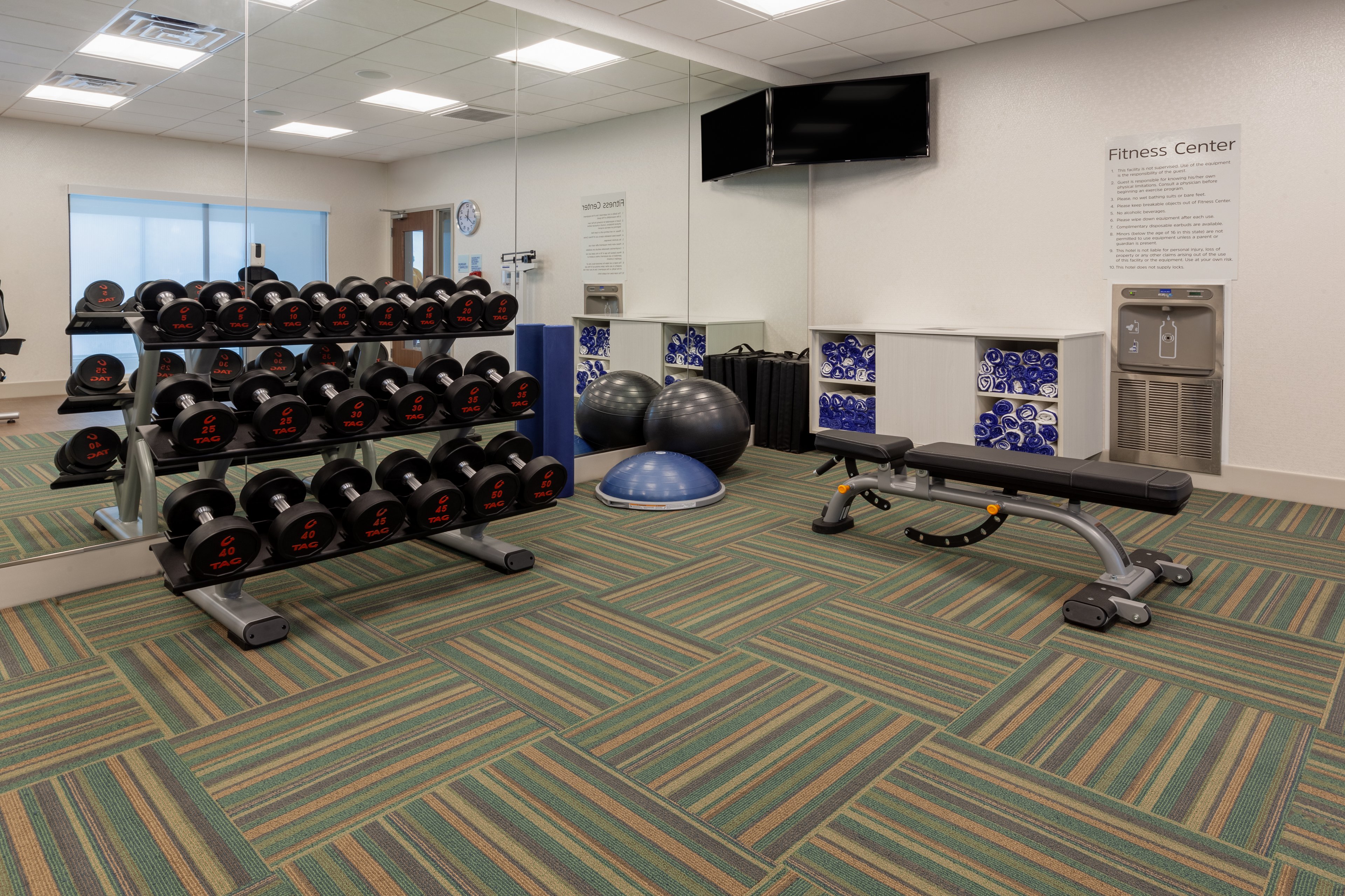 holiday inn express and suites brunswick