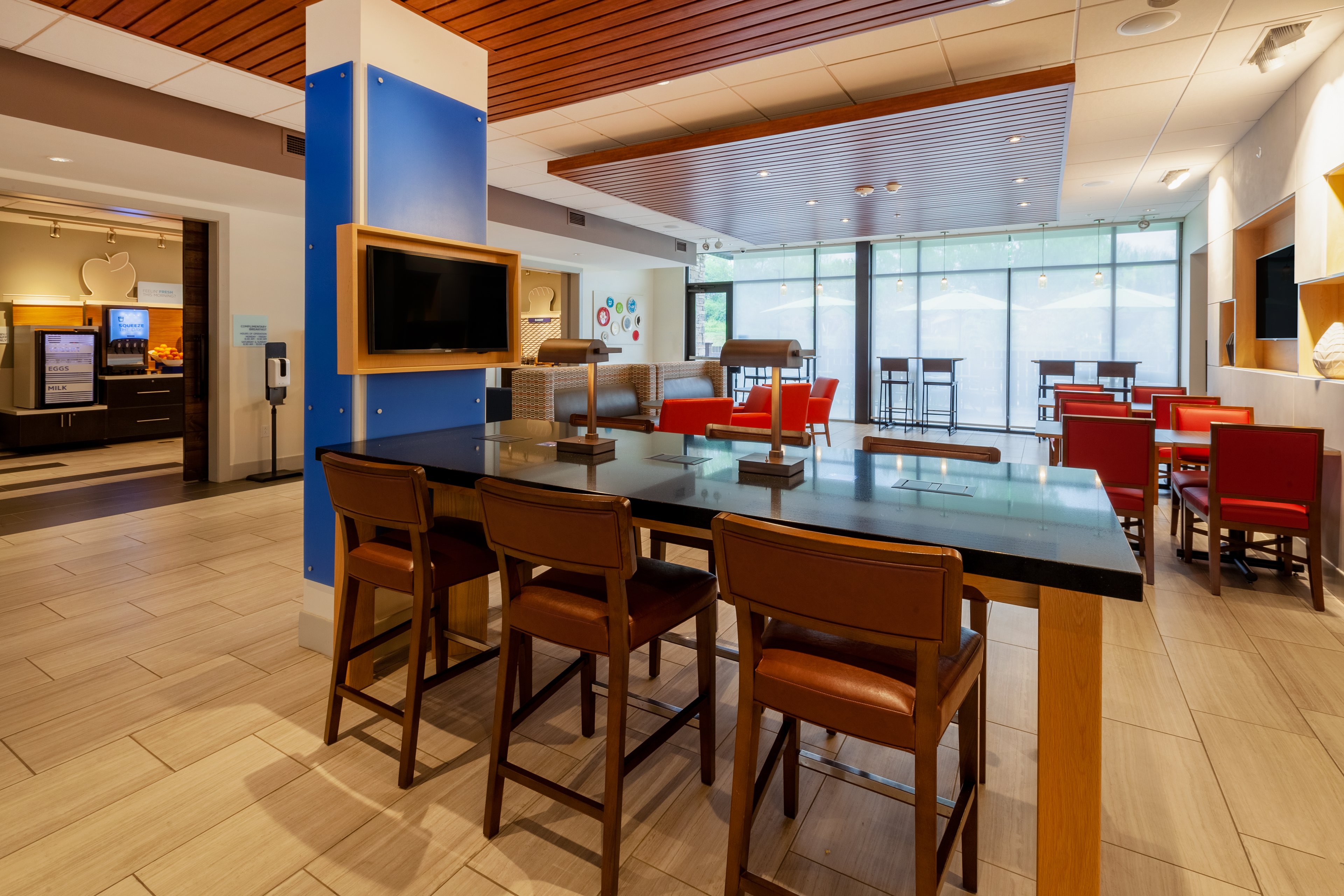 holiday inn express and suites brunswick