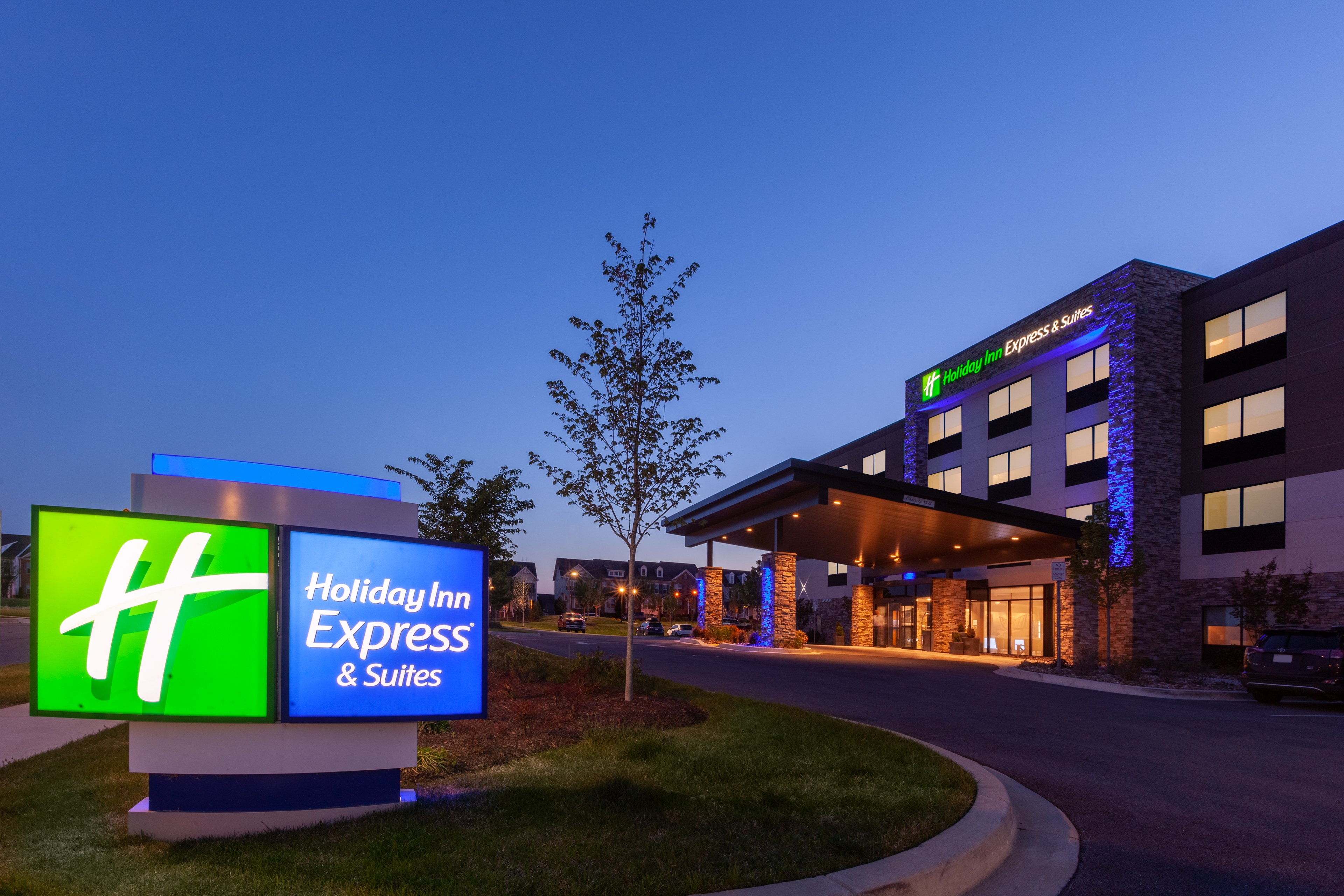 holiday inn express and suites brunswick