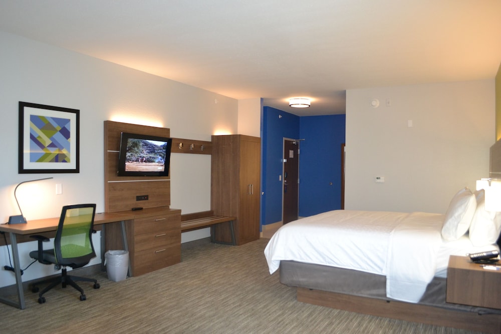 holiday inn express tallahassee university central an ihg hotel