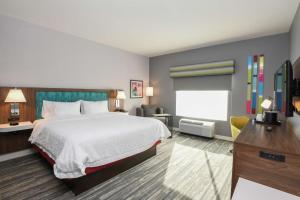 hampton inn and suites cincinnati liberty township
