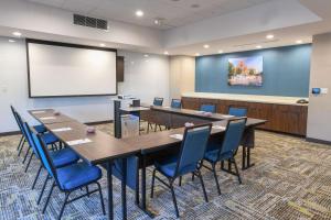 hampton inn and suites cincinnati liberty township