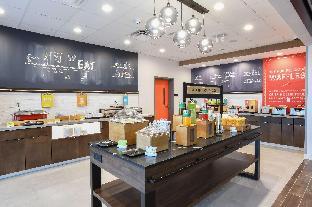 hampton inn and suites cincinnati liberty township