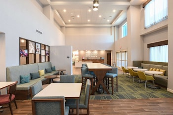 Hampton Inn & Suites Cincinnati Liberty Township,Maud>>Cincinnati,3 star