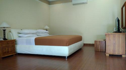 mascot beach hotel senggigi