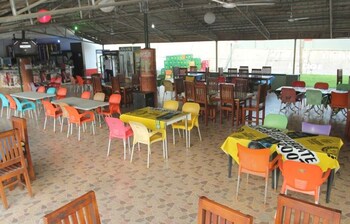Mama Lees Lodge,Yamoransa  Junction Near Cape Coast Yamoransa,0 star