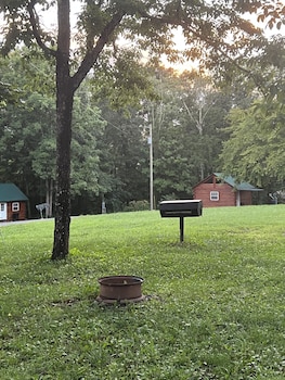 Kozy Haven Log Cabin Rentals,1561 Highway 55 South Road Columbia Kentucky 42728,3 star