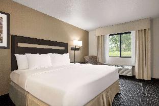 baymont by wyndham hearne