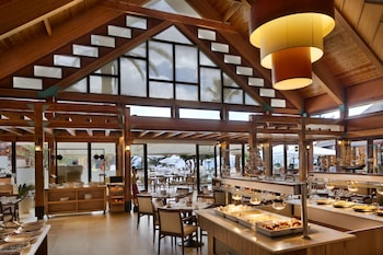 herbert samuel royal shangri la eilat