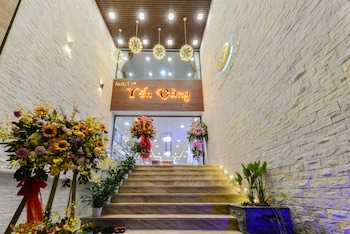 yen vang hotel and apartment