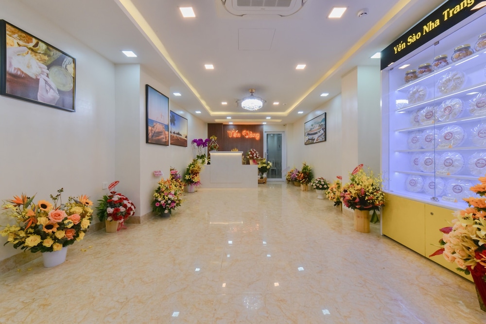 yen vang hotel and apartment