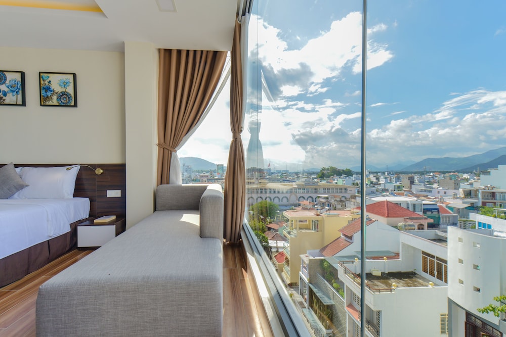 yen vang hotel and apartment