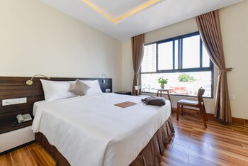 yen vang hotel and apartment