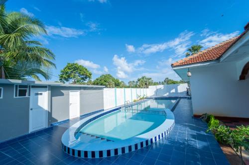 havana club resort